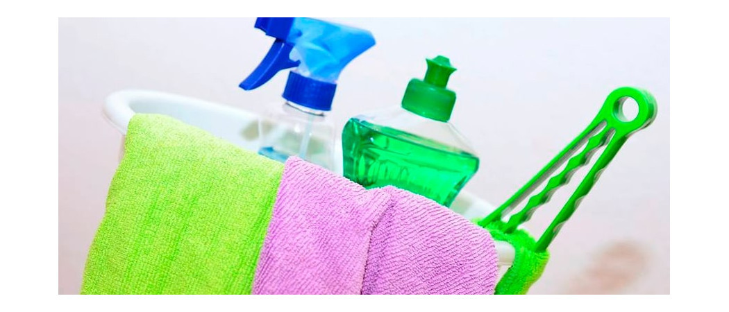 Cómo elegir los productos de limpieza adecuados para cada área